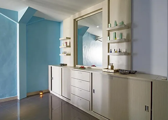Buana Bali Villas & Spa Villa *